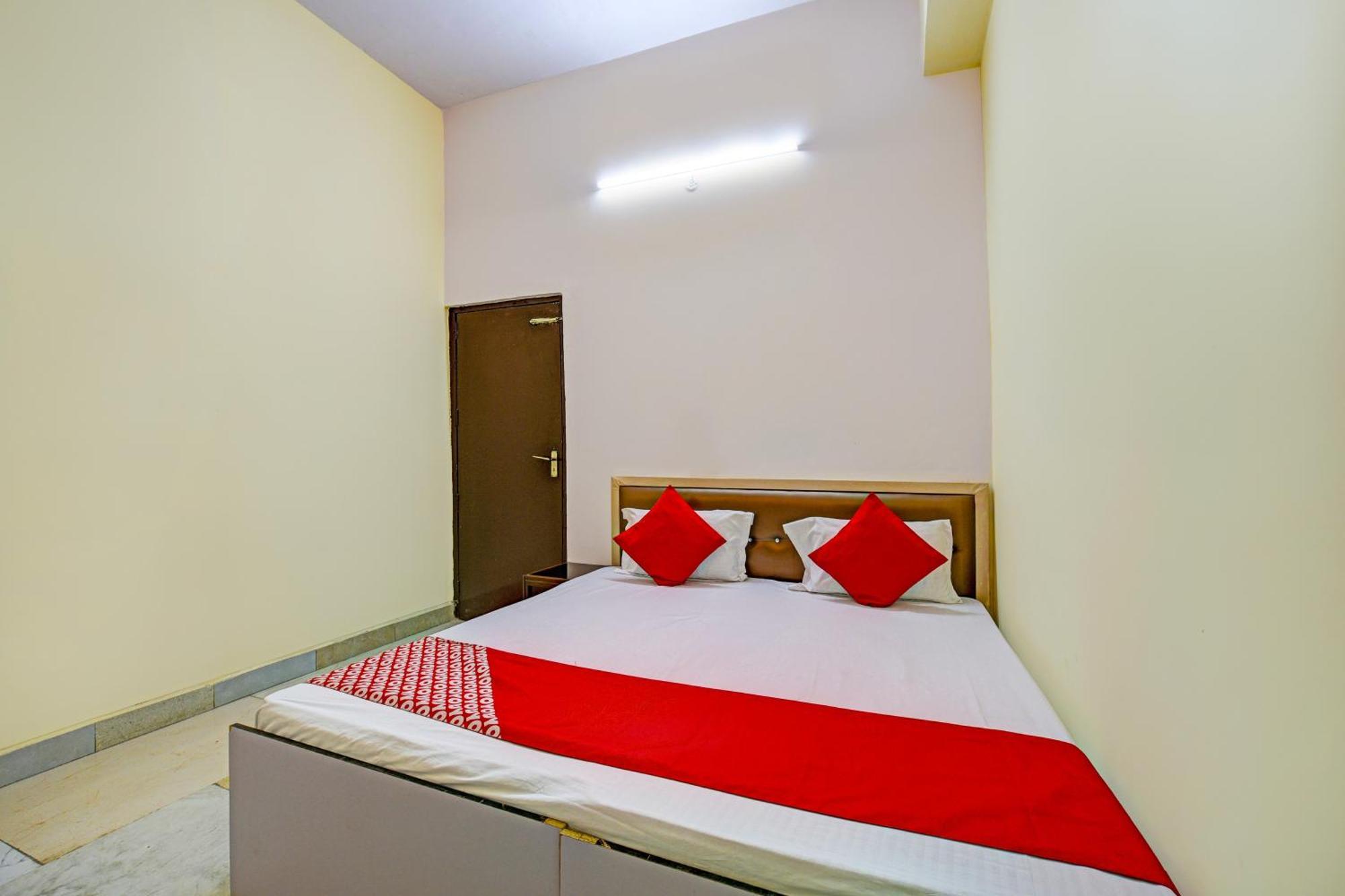 Hotel O Aj Star Hotel Faridabad Zewnętrze zdjęcie